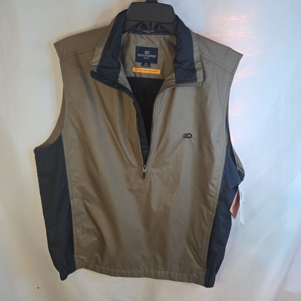 Dockers Stain Defender Golf Wind Vest Medium Tan Blue